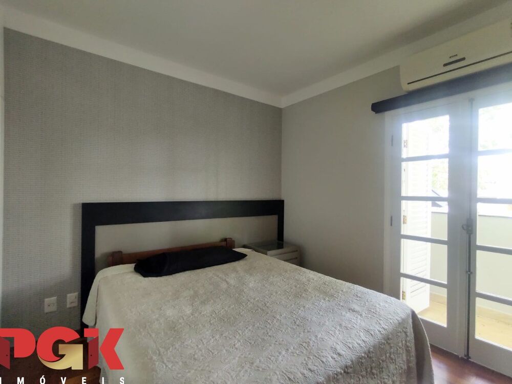Casa, 5 quartos, 463 m² - Foto 1