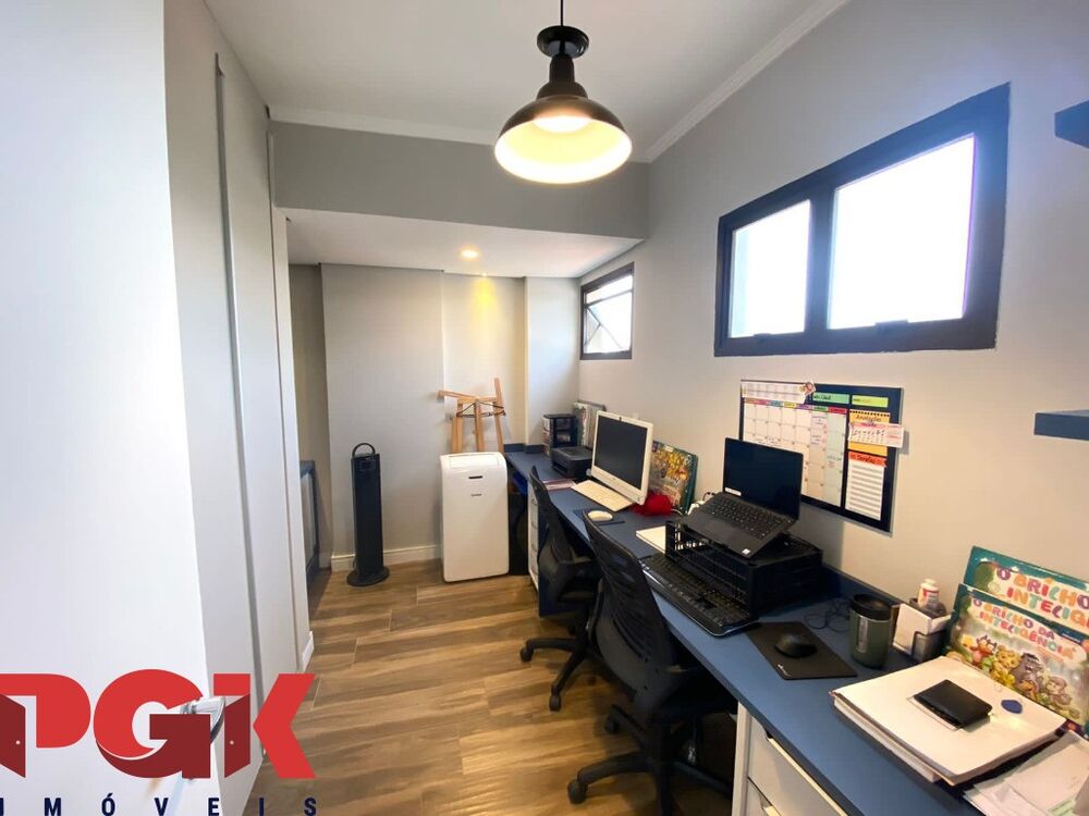 Apartamento à venda com 3 quartos, 181m² - Foto 4