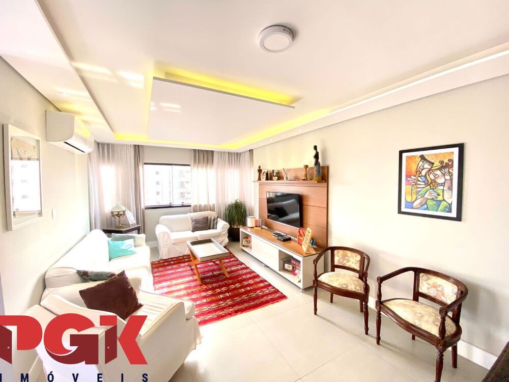 Apartamento à venda com 3 quartos, 181m² - Foto 2