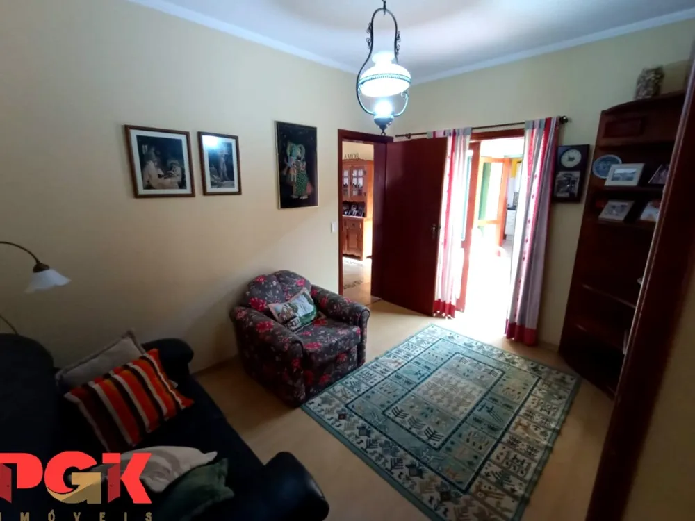 Casa, 3 quartos, 269 m² - Foto 2