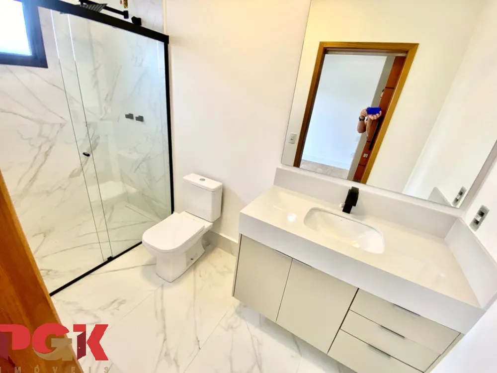 Casa, 3 quartos, 241 m² - Foto 4
