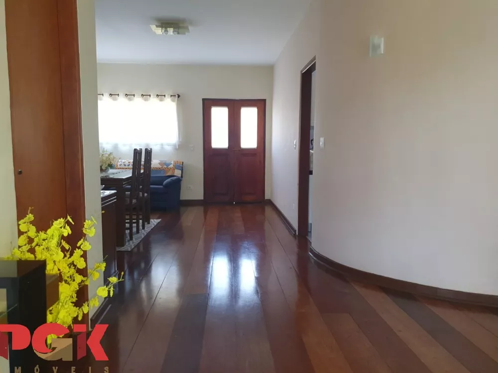 Casa à venda com 3 quartos, 230m² - Foto 5