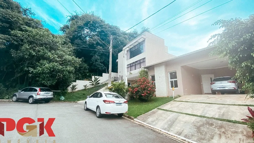 Casa, 3 quartos, 159 m² - Foto 1