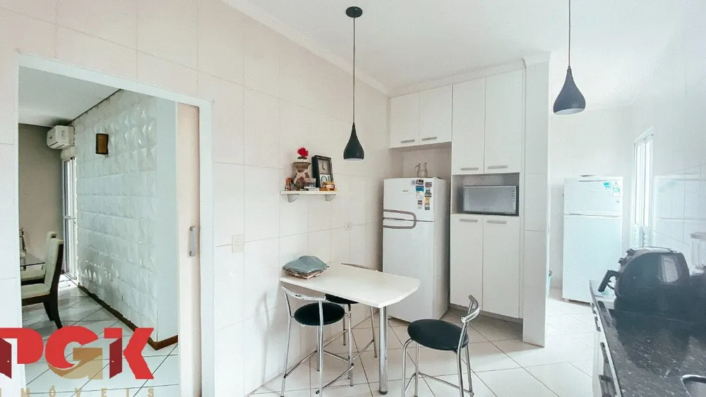 Casa, 3 quartos, 159 m² - Foto 3