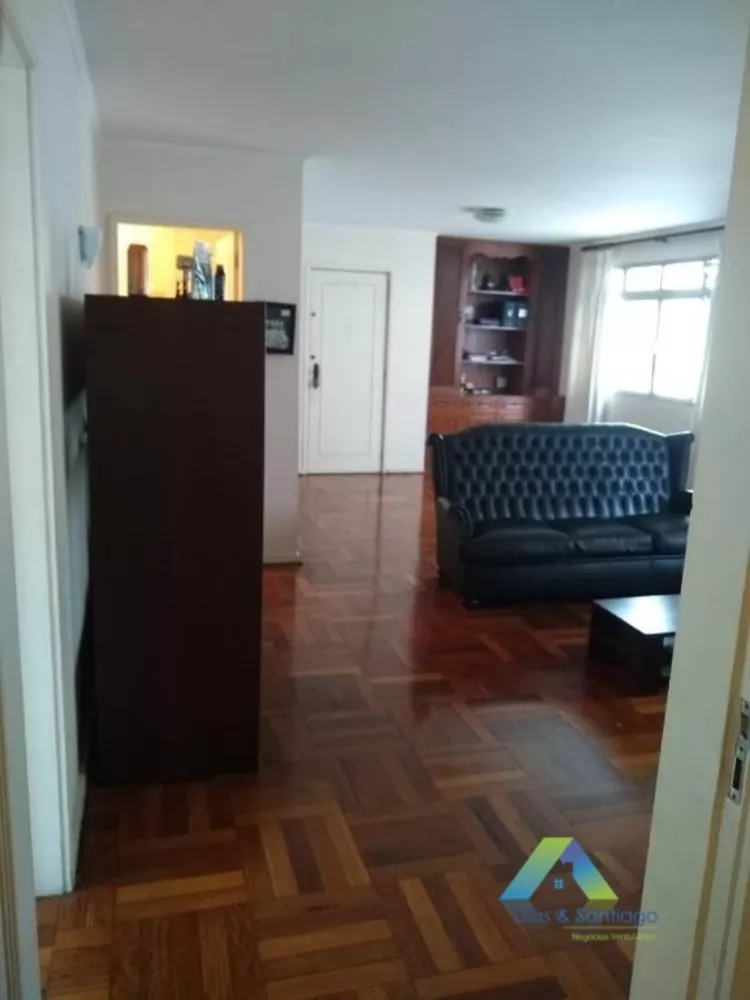 Apartamento à venda com 3 quartos, 145m² - Foto 2