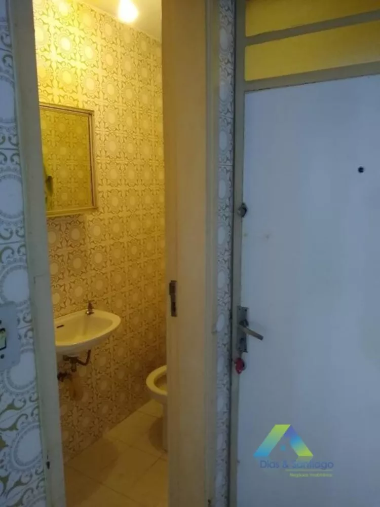 Apartamento à venda com 3 quartos, 145m² - Foto 17