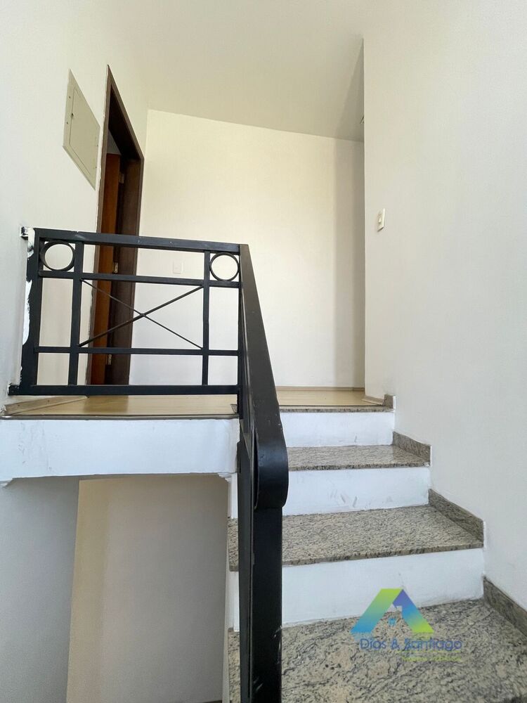 Sobrado, 3 quartos, 159 m² - Foto 2