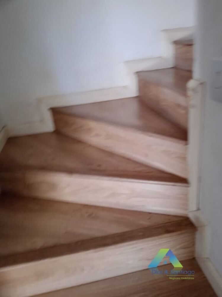 Sobrado à venda com 3 quartos, 260m² - Foto 4