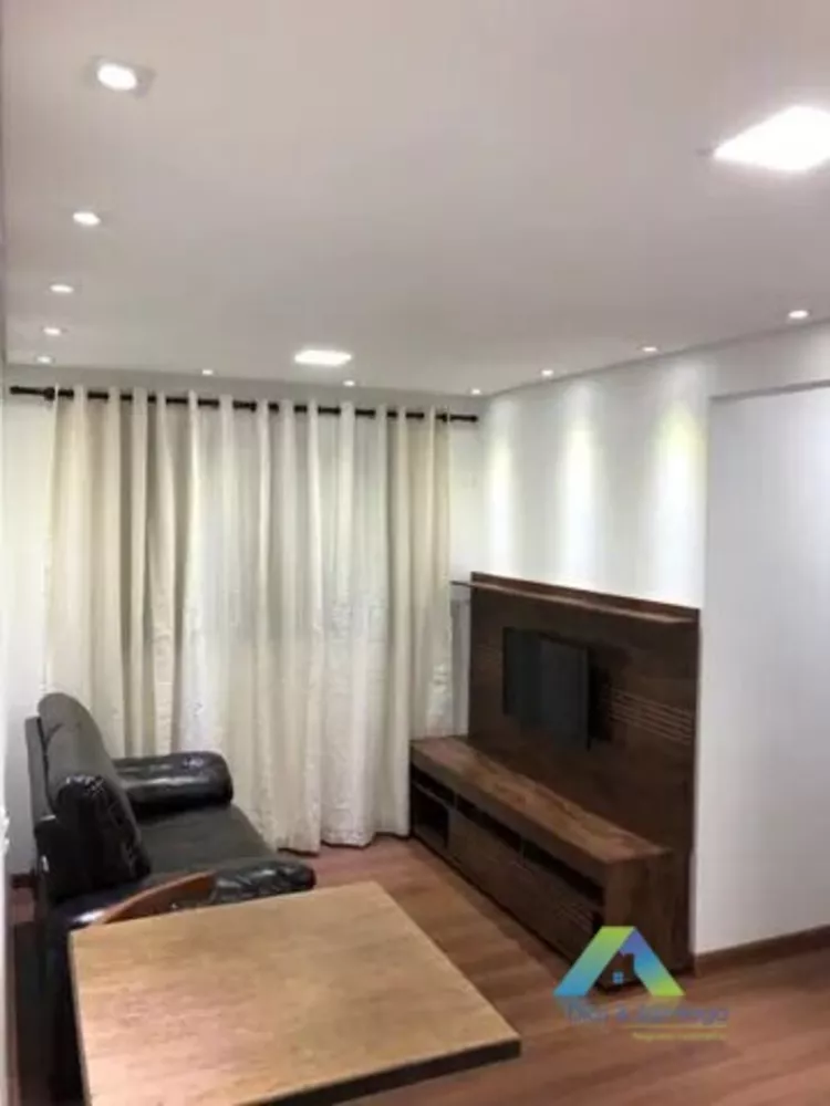 Apartamento à venda com 2 quartos, 45m² - Foto 1