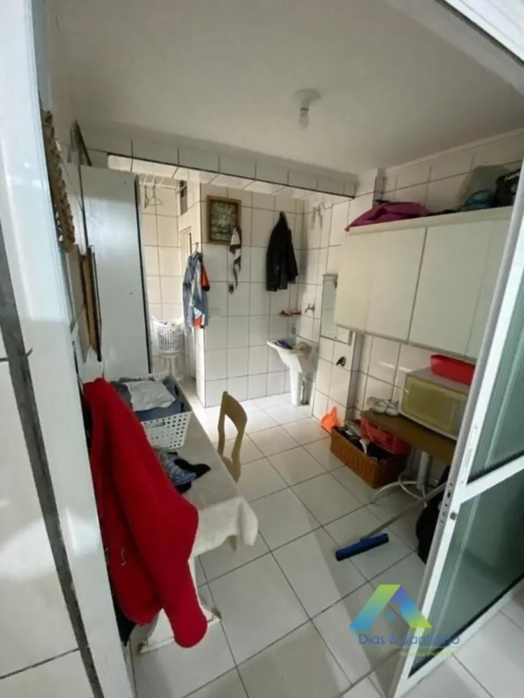 Apartamento à venda com 2 quartos, 92m² - Foto 3