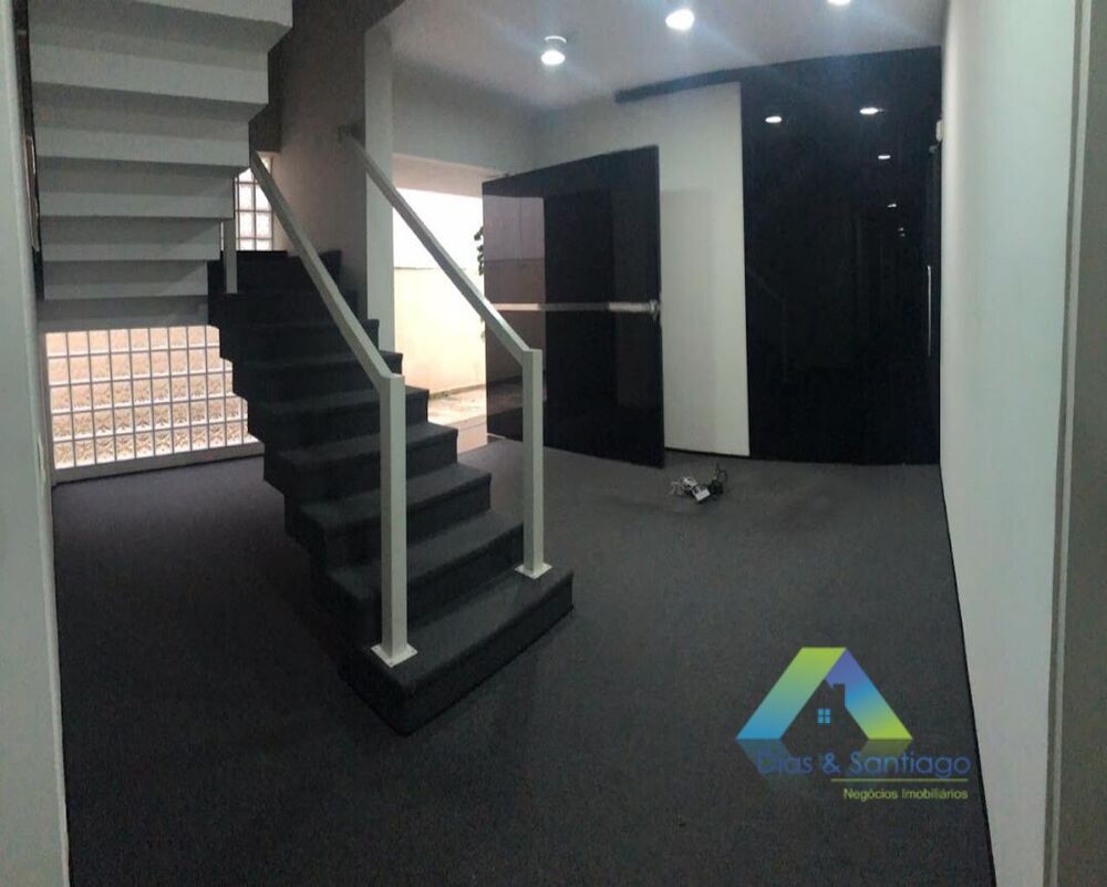 Sobrado à venda com 6 quartos, 1000m² - Foto 1