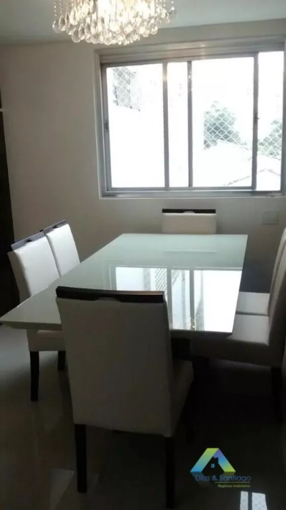 Apartamento à venda com 2 quartos, 76m² - Foto 2