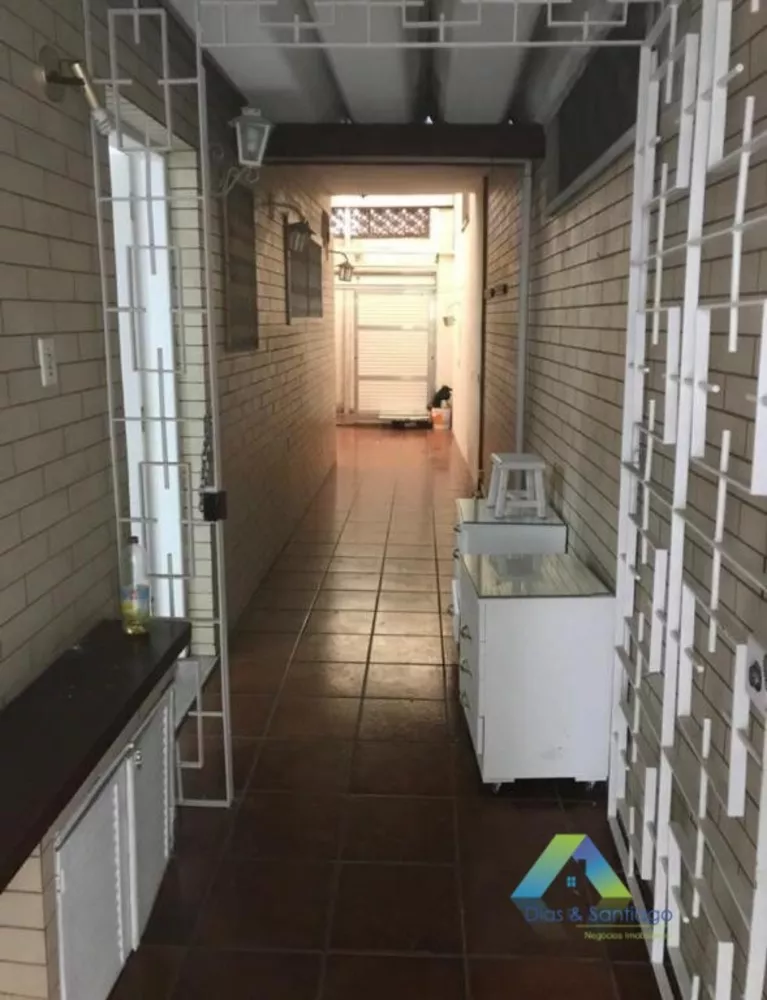 Casa à venda com 3 quartos, 180m² - Foto 3