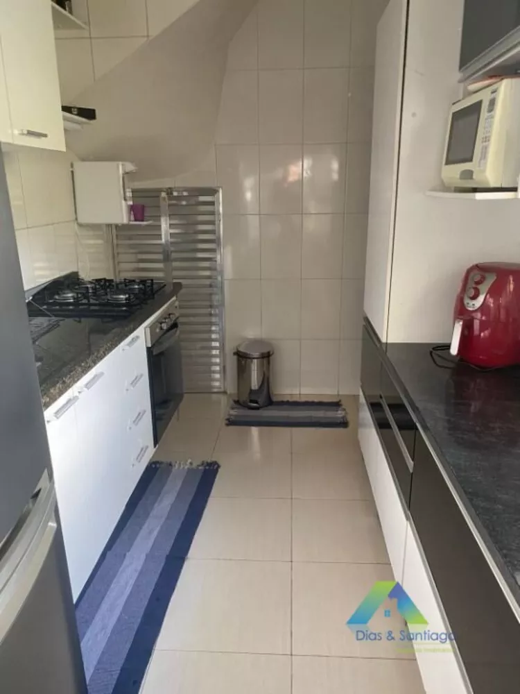 Sobrado à venda com 2 quartos, 64m² - Foto 4