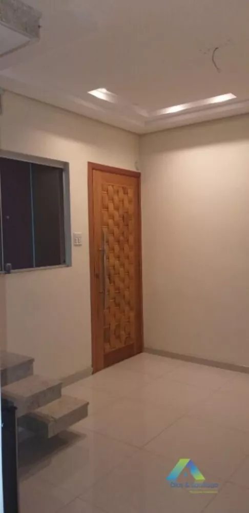 Sobrado à venda com 3 quartos, 198m² - Foto 3