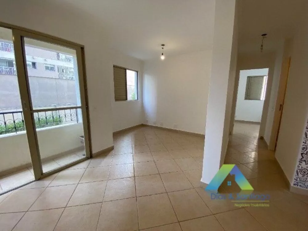 Apartamento à venda com 3 quartos, 64m² - Foto 4