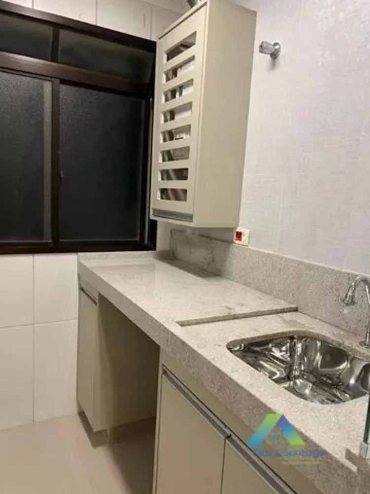 Apartamento à venda com 3 quartos, 77m² - Foto 4