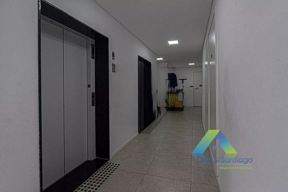 Apartamento à venda com 1 quarto, 24m² - Foto 2