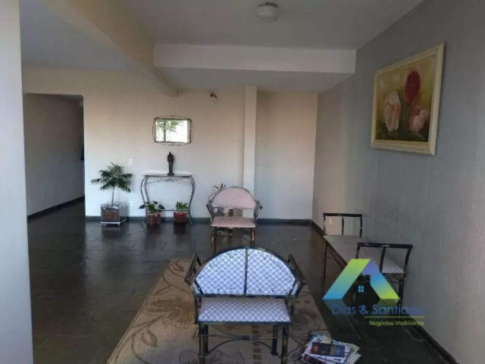 Apartamento à venda com 3 quartos, 68m² - Foto 2