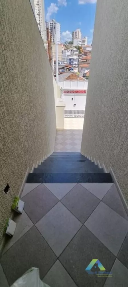 Sobrado à venda com 3 quartos, 200m² - Foto 3