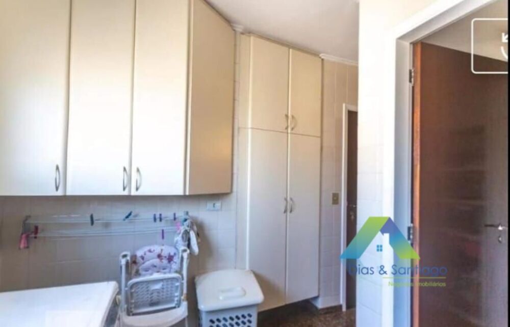 Apartamento à venda com 4 quartos, 165m² - Foto 1
