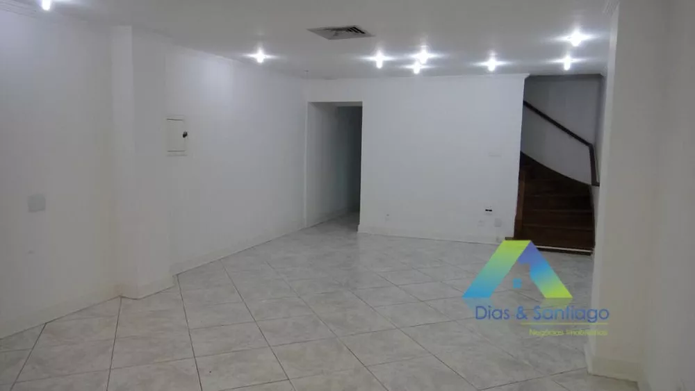 Casa à venda com 3 quartos, 100m² - Foto 2