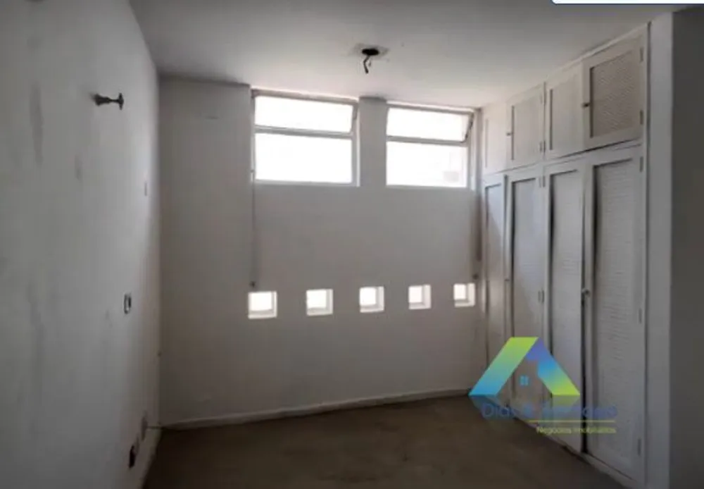Casa, 3 quartos, 240 m² - Foto 3
