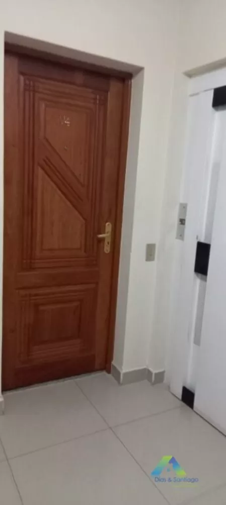 Apartamento à venda com 2 quartos, 63m² - Foto 3