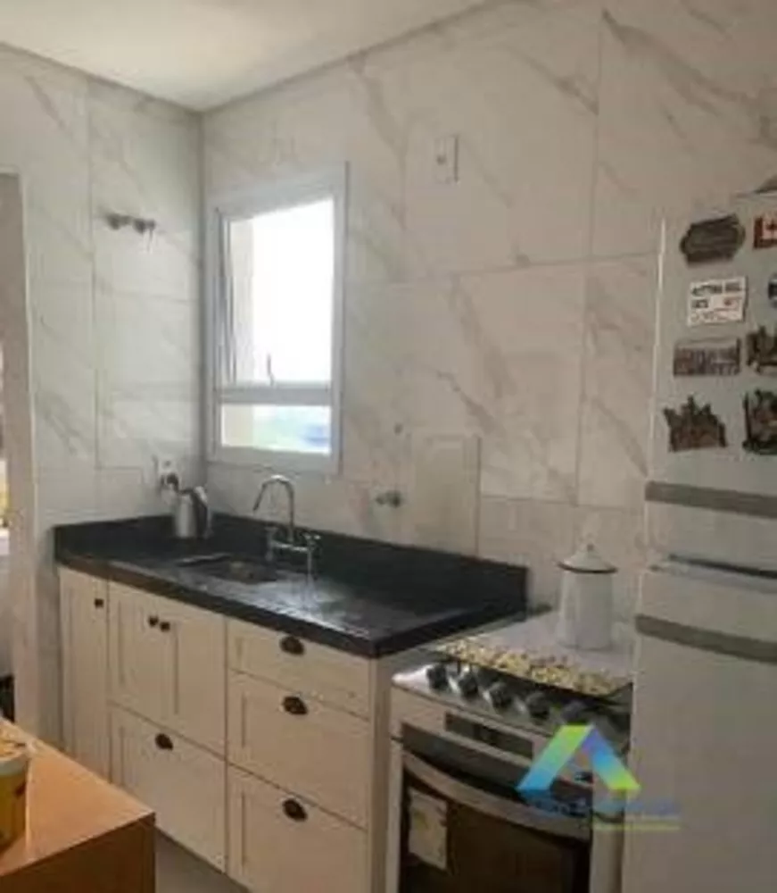 Apartamento à venda com 2 quartos, 55m² - Foto 2