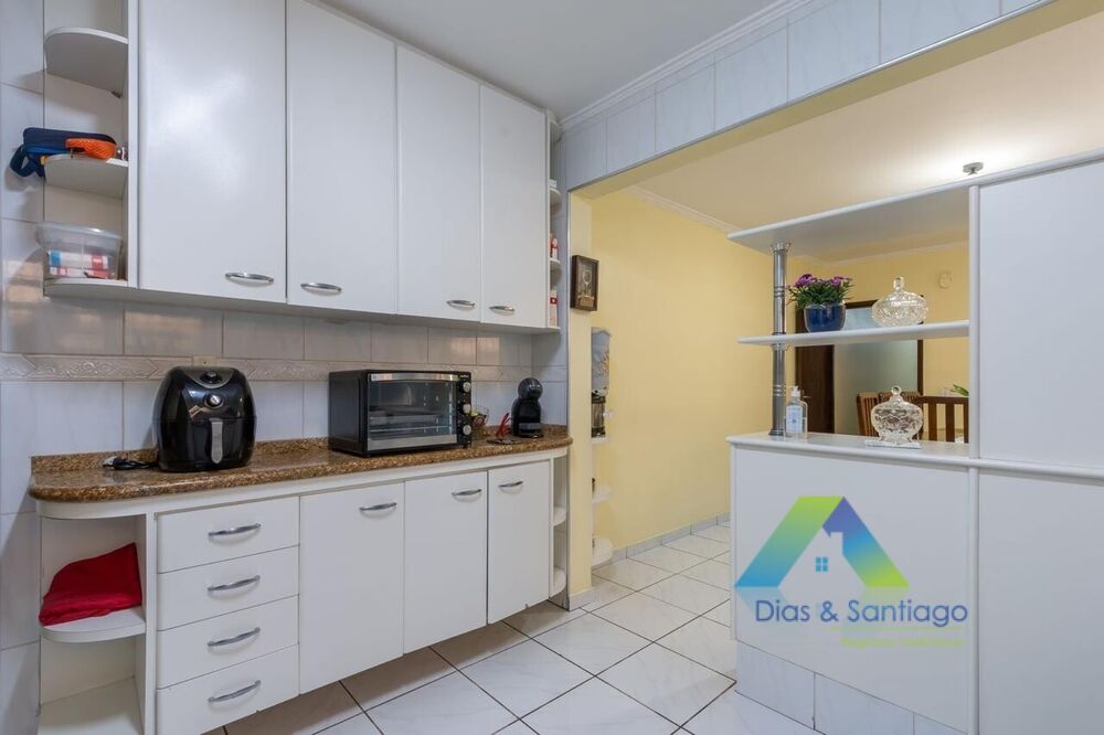 Sobrado, 4 quartos, 250 m² - Foto 1
