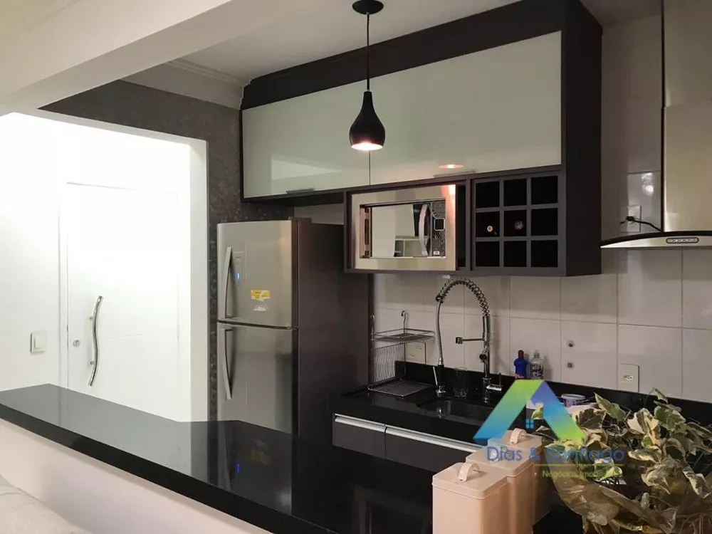 Apartamento à venda com 2 quartos, 55m² - Foto 4