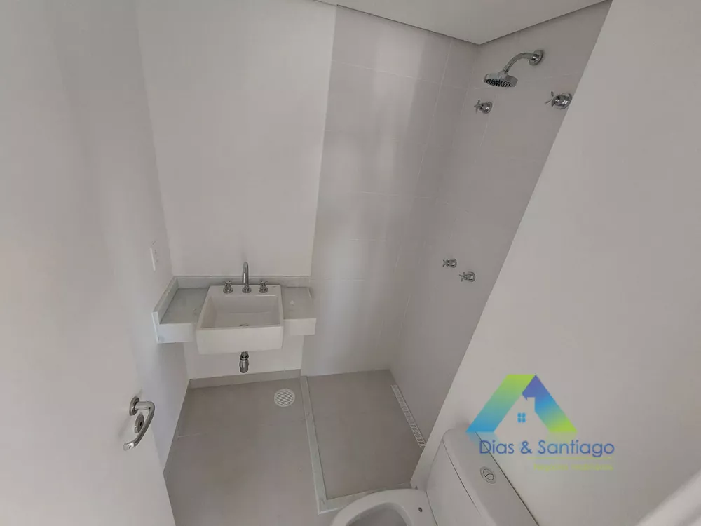 Apartamento à venda com 2 quartos, 64m² - Foto 12