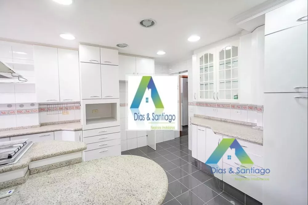 Apartamento à venda com 5 quartos, 175m² - Foto 4