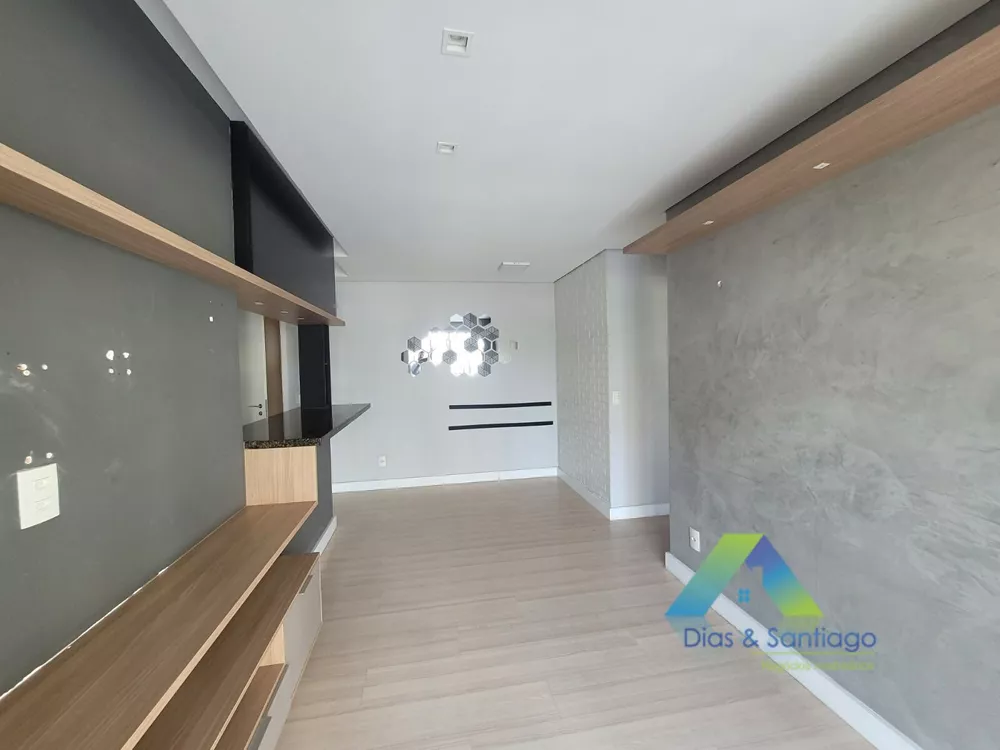 Apartamento à venda com 2 quartos, 68m² - Foto 2