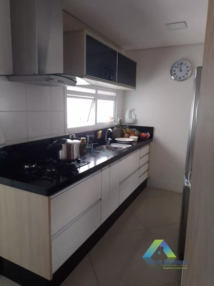 Apartamento à venda com 3 quartos, 107m² - Foto 2