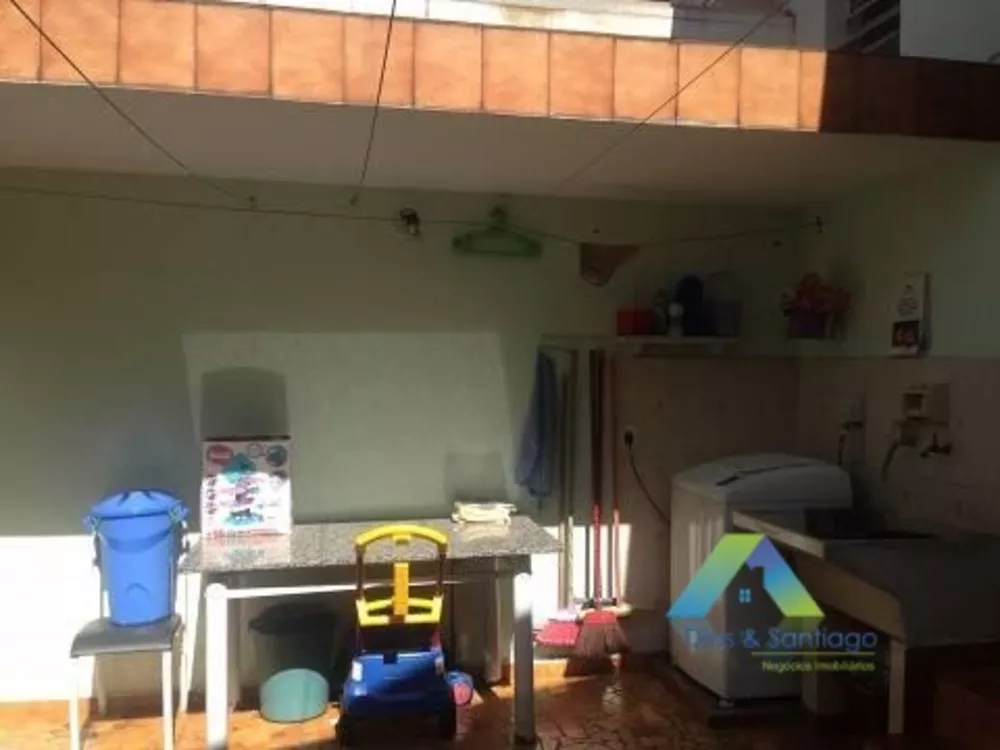 Sobrado à venda com 3 quartos, 195m² - Foto 4