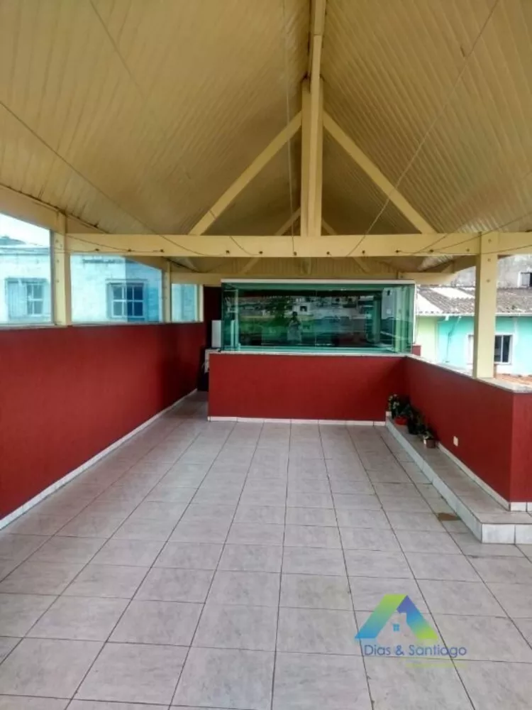 Sobrado à venda com 4 quartos, 300m² - Foto 2