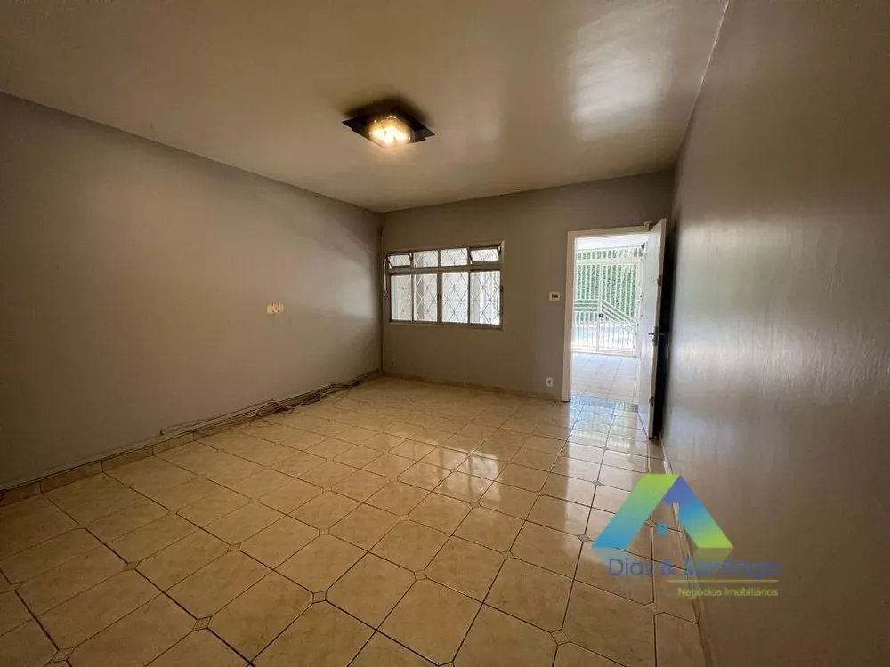 Sobrado à venda com 3 quartos, 160m² - Foto 4