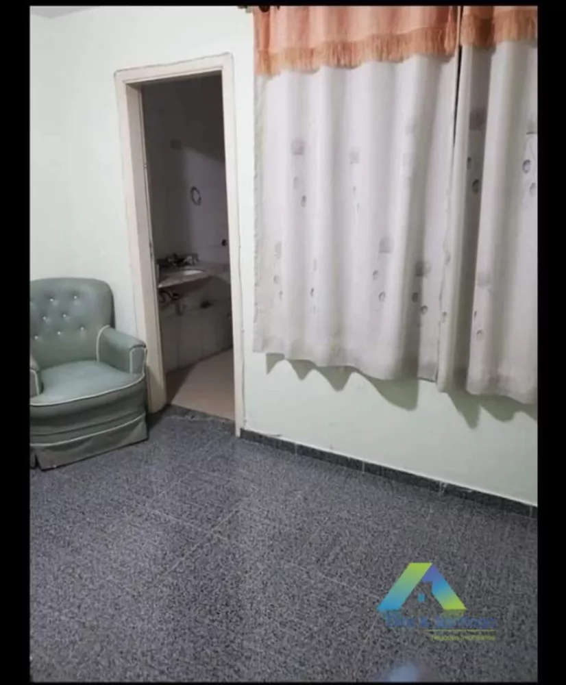 Sobrado à venda com 3 quartos, 200m² - Foto 3