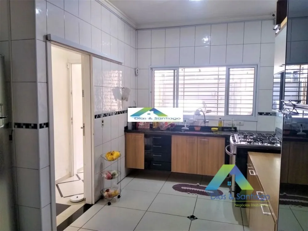 Sobrado, 4 quartos, 200 m² - Foto 8