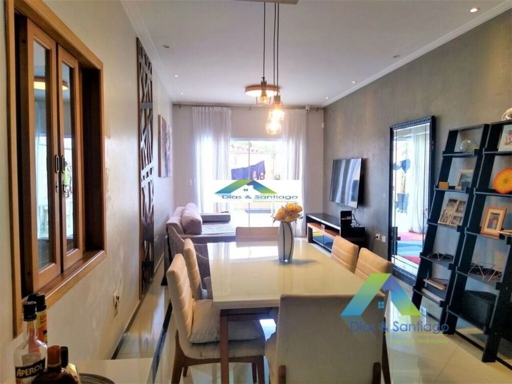 Sobrado, 4 quartos, 200 m² - Foto 1