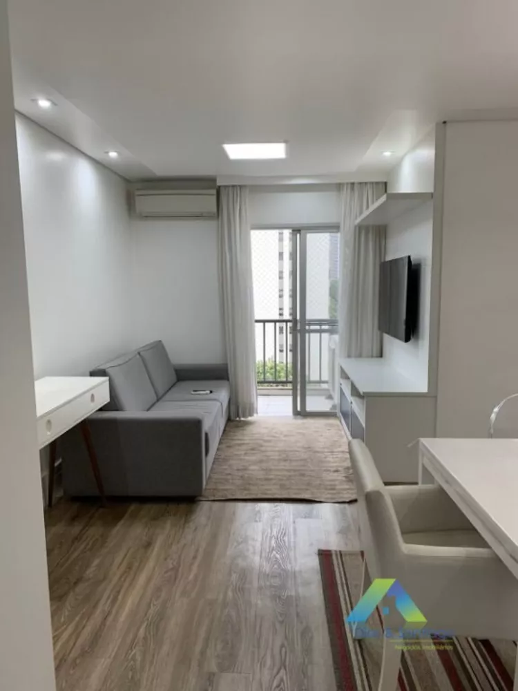 Apartamento à venda com 2 quartos, 63m² - Foto 1