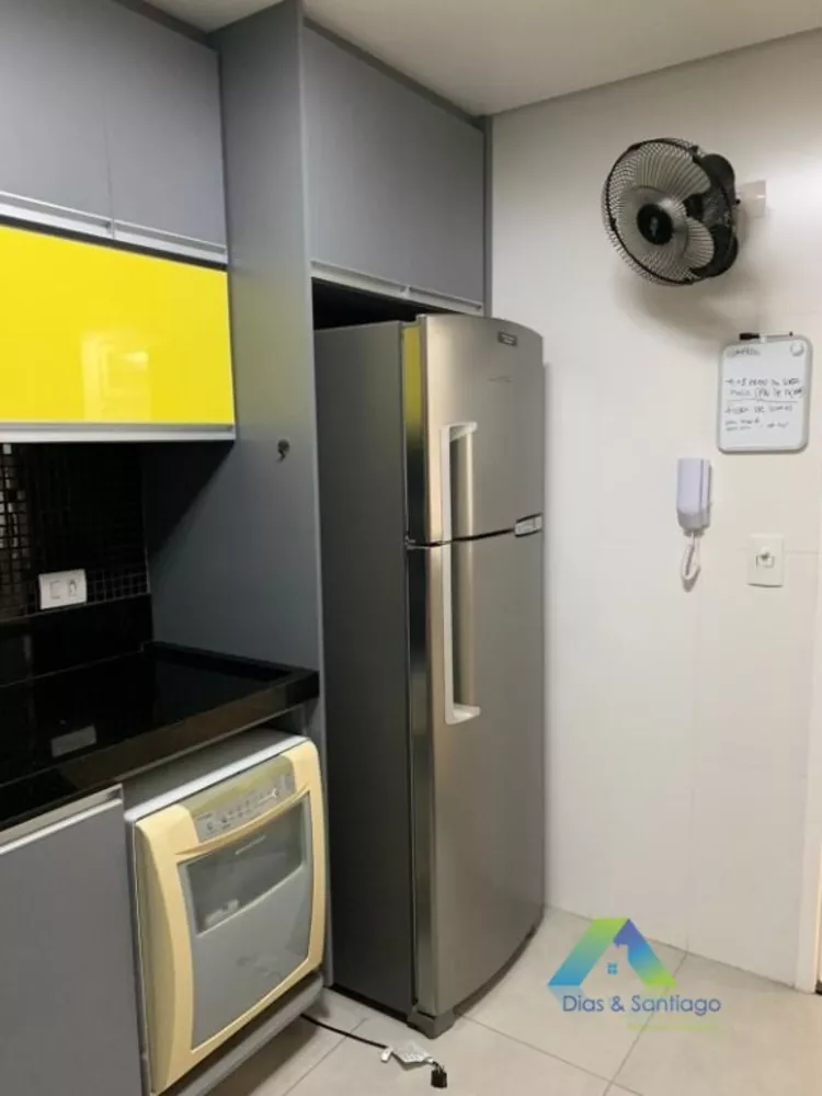 Apartamento à venda com 2 quartos, 63m² - Foto 8