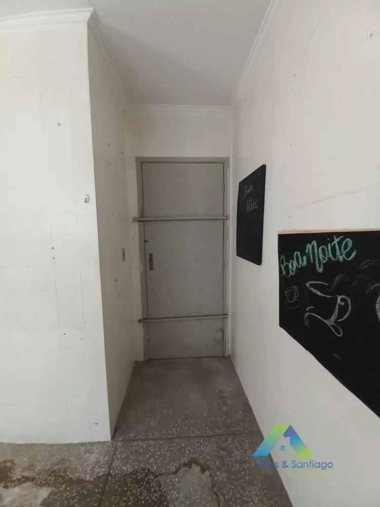 Apartamento à venda com 3 quartos, 94m² - Foto 4