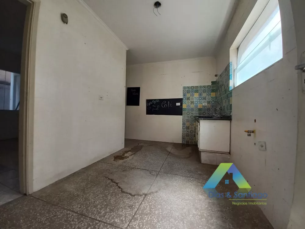 Apartamento à venda com 3 quartos, 94m² - Foto 2