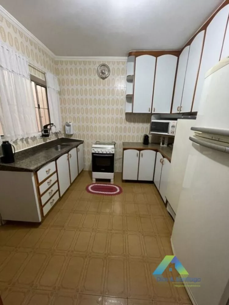 Sobrado à venda com 3 quartos, 193m² - Foto 4