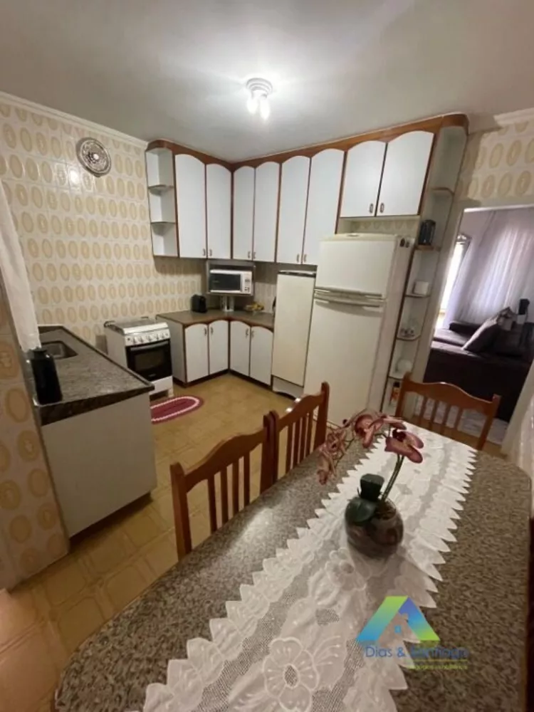 Sobrado à venda com 3 quartos, 193m² - Foto 2