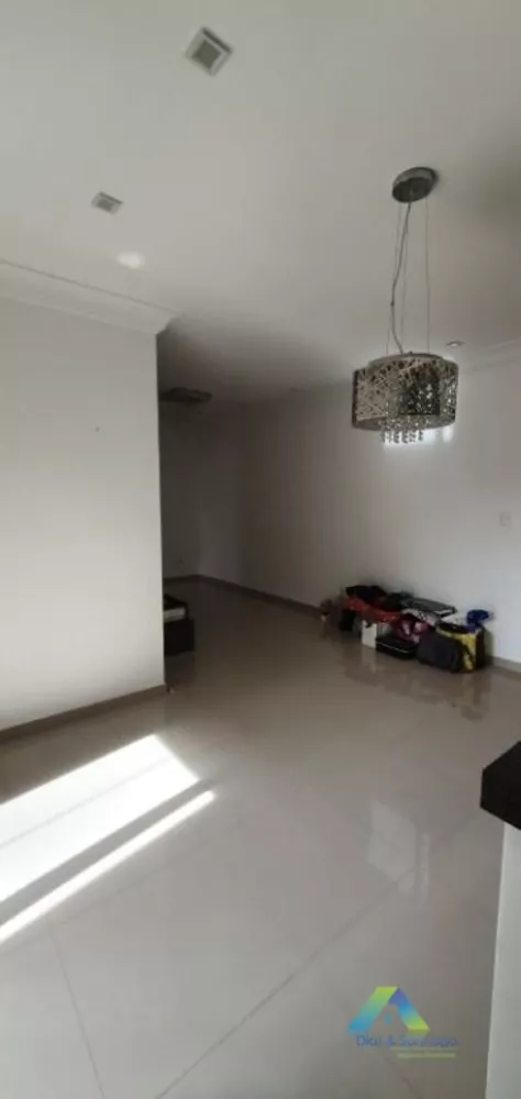 Apartamento à venda com 2 quartos, 80m² - Foto 3