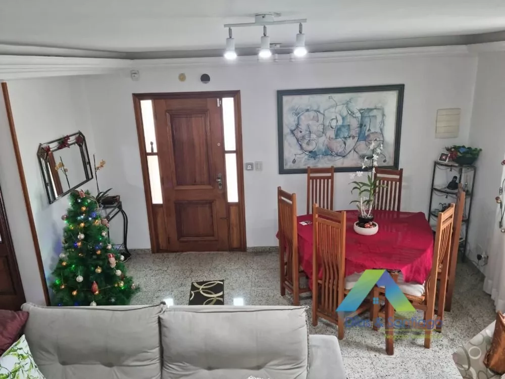 Sobrado à venda com 4 quartos, 150m² - Foto 4