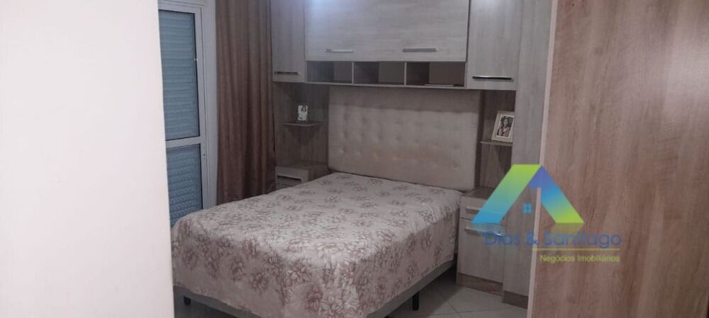 Apartamento à venda com 2 quartos, 68m² - Foto 2